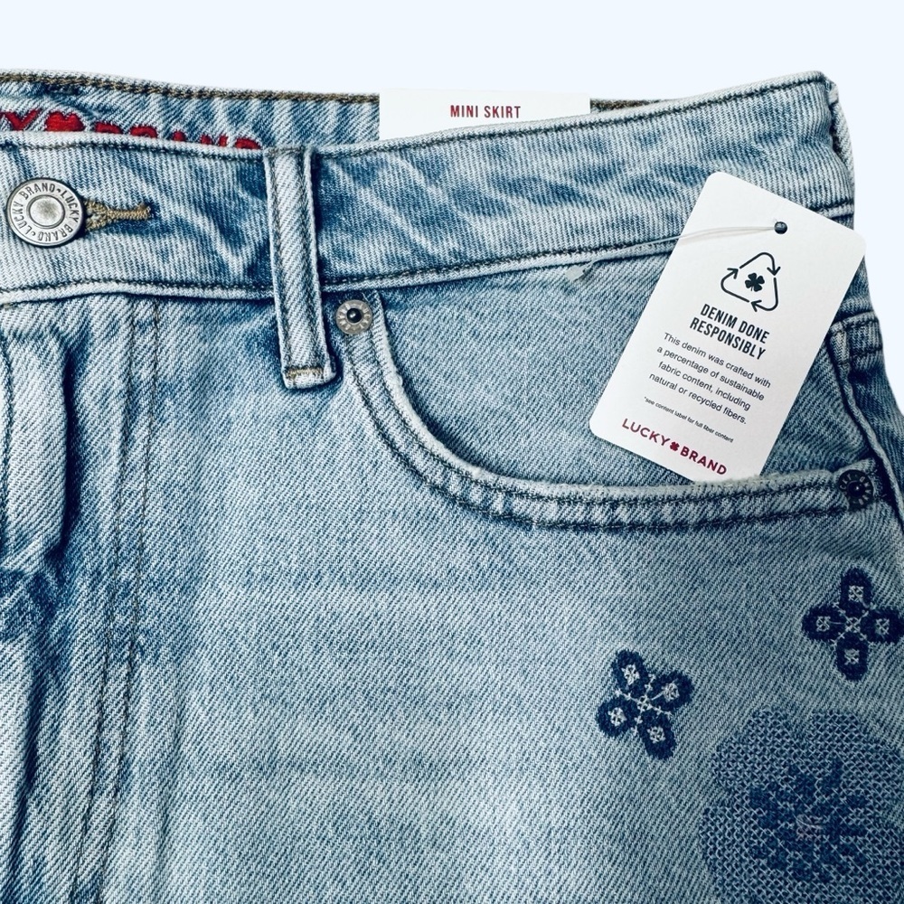 NWT New LUCKY BRAND Mini Denim Skirt With Embroidered Detail Size 10 - Picture 6 of 12